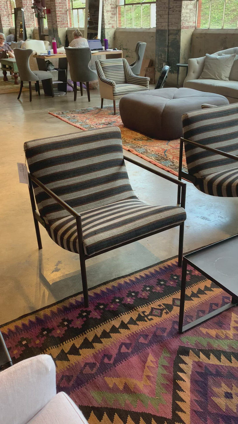 Griffin chair in Rayas indigo Fabric